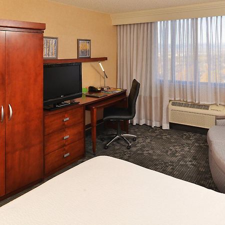 Courtyard By Marriott Denver Cherry Creek Esterno foto