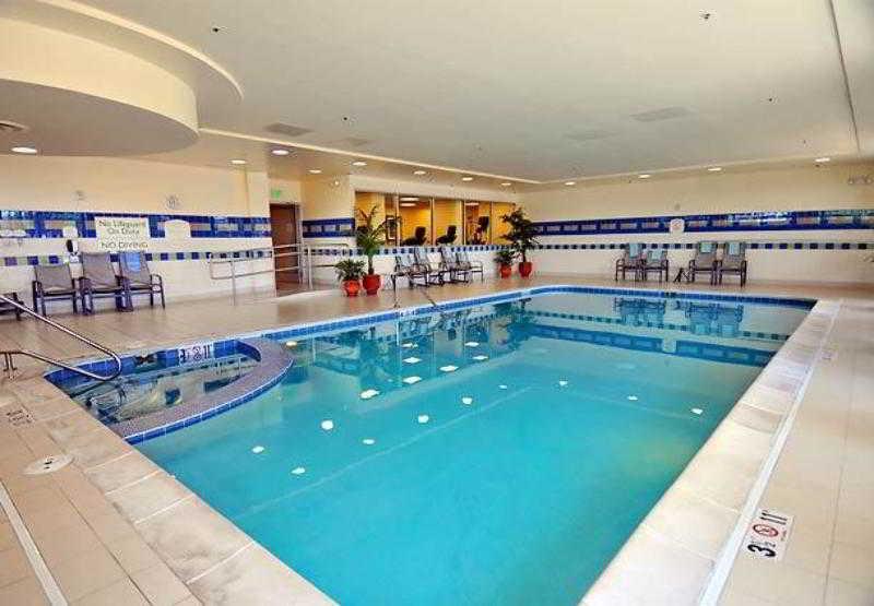 Courtyard By Marriott Denver Cherry Creek Esterno foto