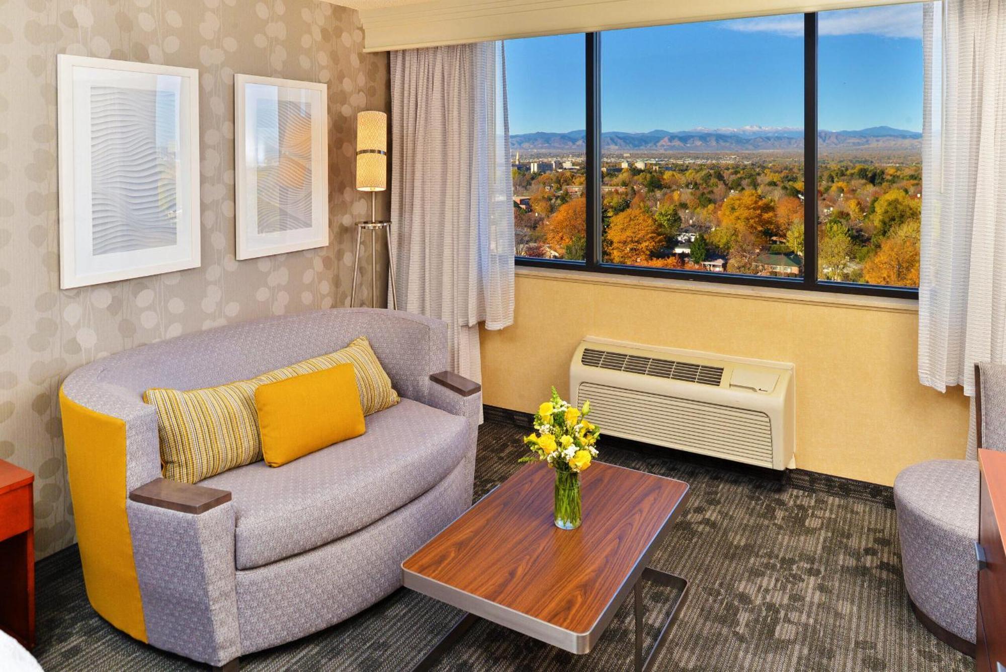 Courtyard By Marriott Denver Cherry Creek Esterno foto