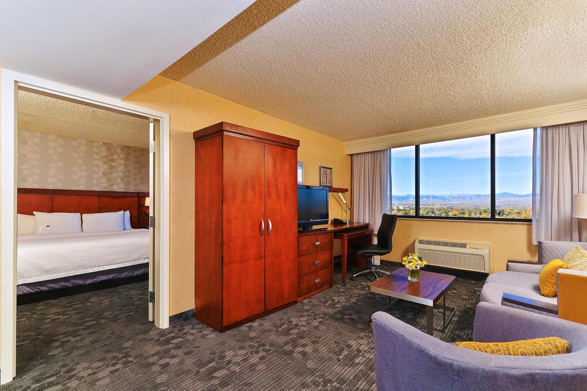 Courtyard By Marriott Denver Cherry Creek Esterno foto