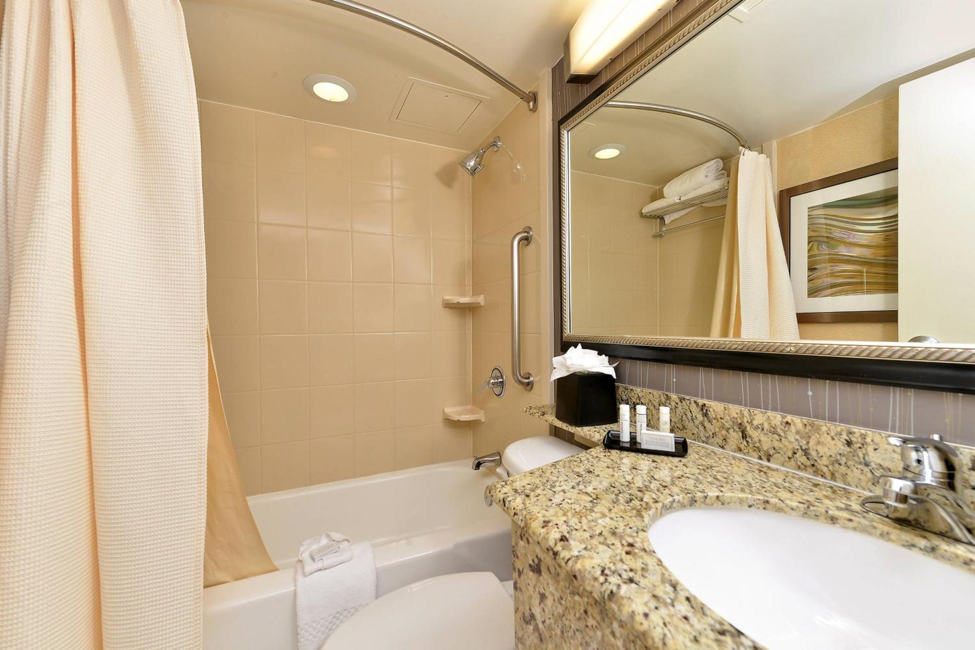Courtyard By Marriott Denver Cherry Creek Esterno foto