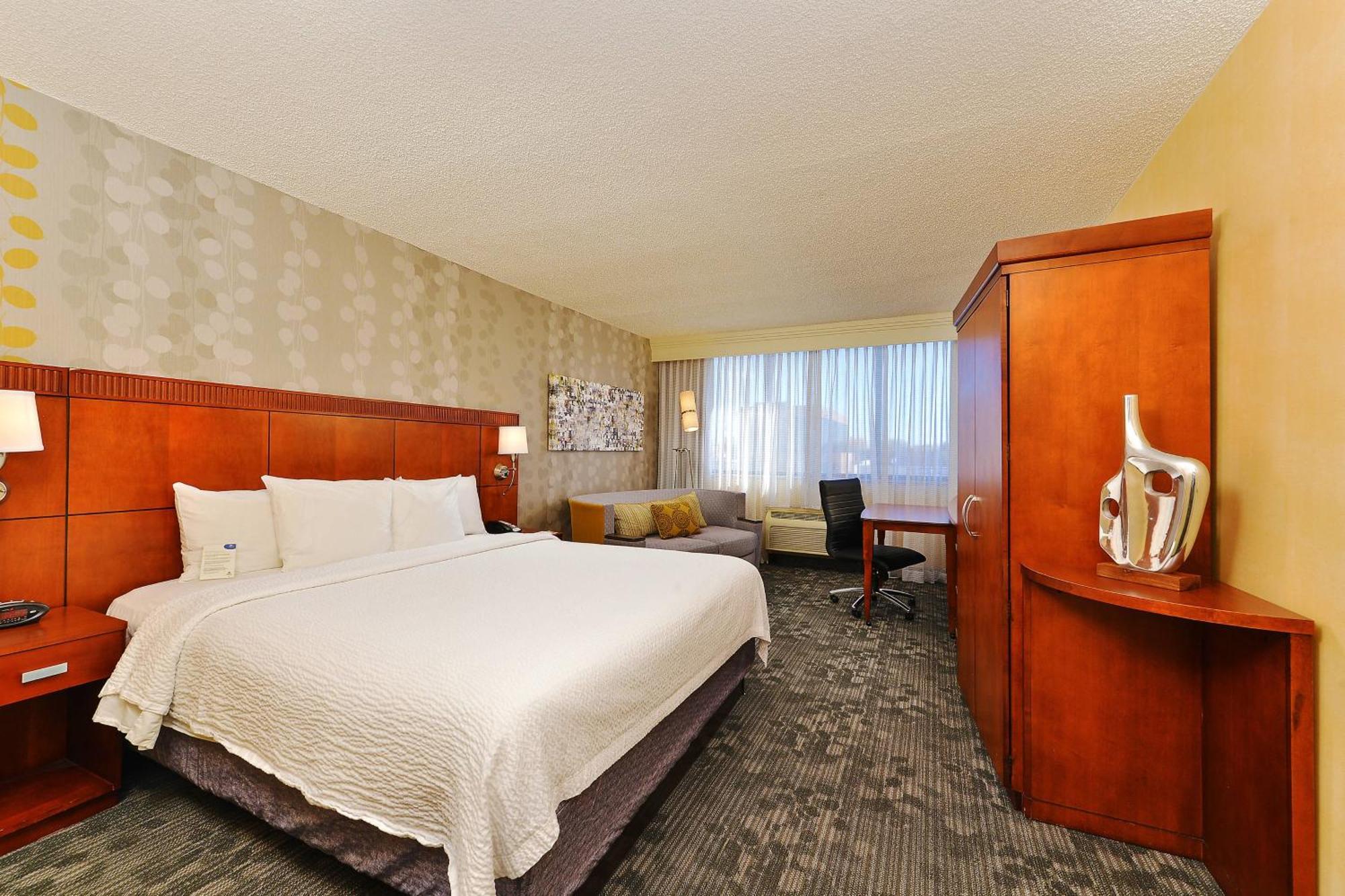 Courtyard By Marriott Denver Cherry Creek Esterno foto