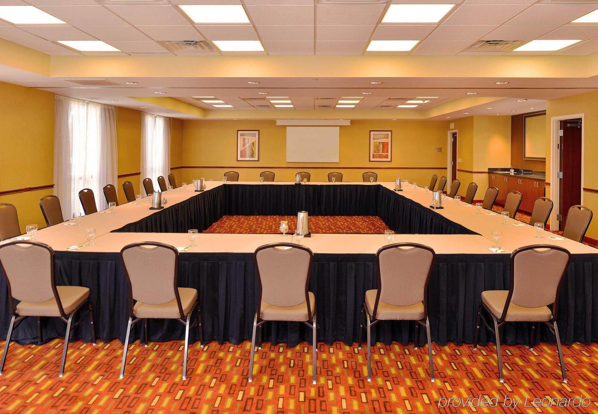 Courtyard By Marriott Denver Cherry Creek Esterno foto